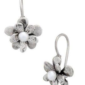 Silpada Love Bloom earrings W1768